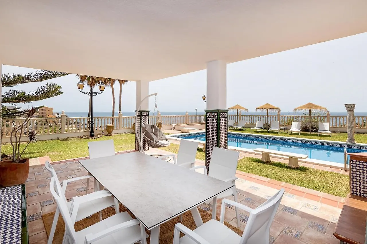 Bhost - Villa Sunrise Benalmadena 0*,