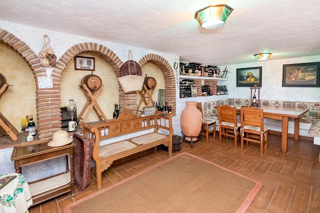 Bhost - Villa Sunrise Benalmadena