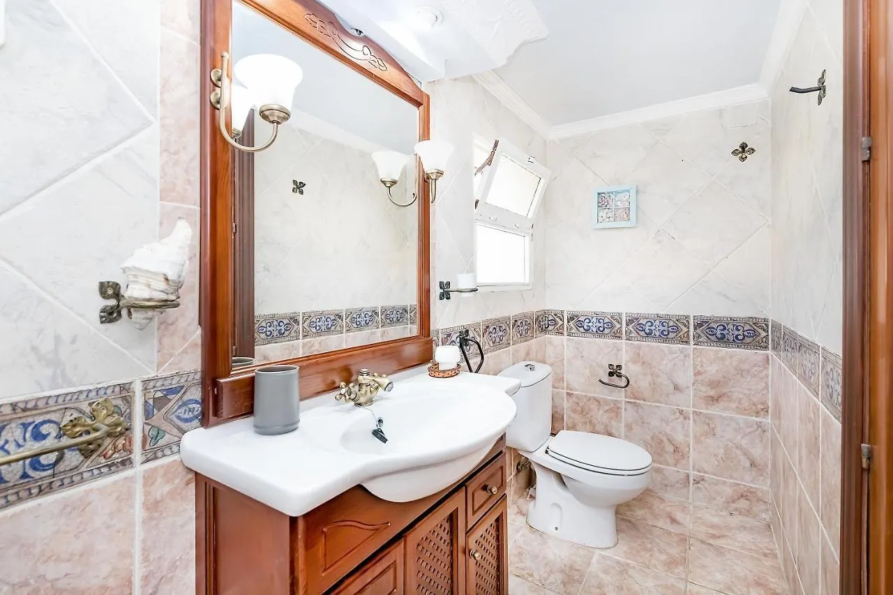 Bhost - Villa Sunrise Benalmadena 0*,  Spain