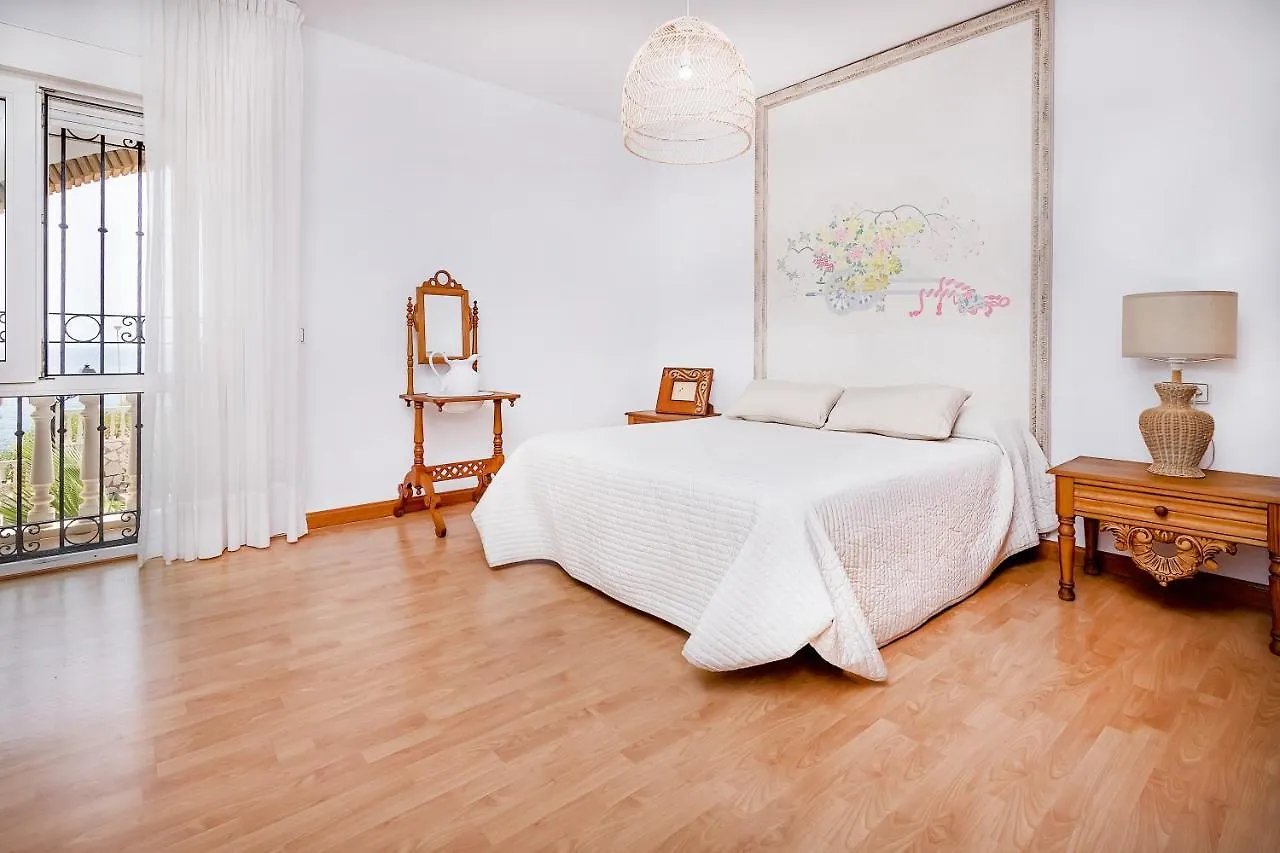 Bhost - Villa Sunrise Benalmadena 0*,