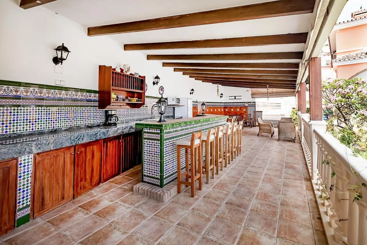 Bhost - Villa Sunrise Benalmadena 0*,