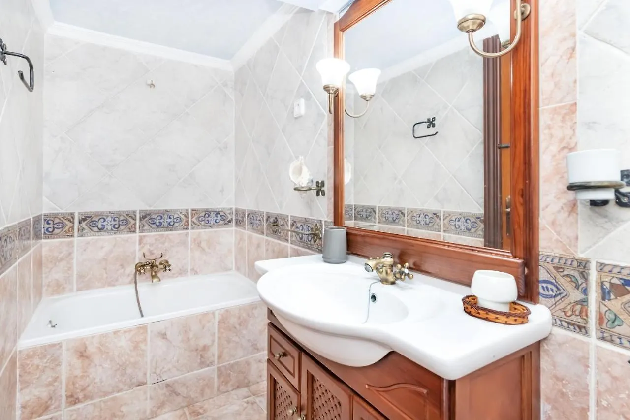 Bhost - Villa Sunrise Benalmadena