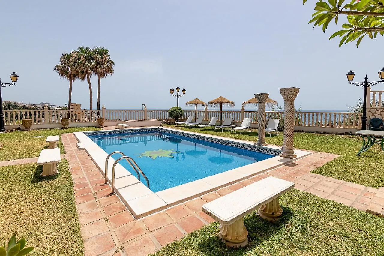 Bhost - Villa Sunrise Benalmádena