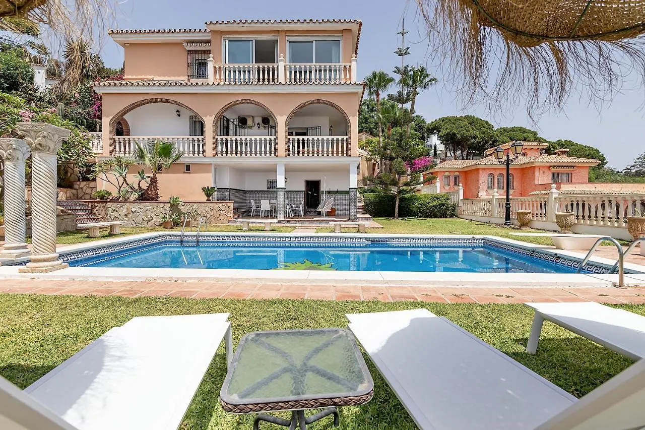 Bhost - Villa Sunrise Benalmádena