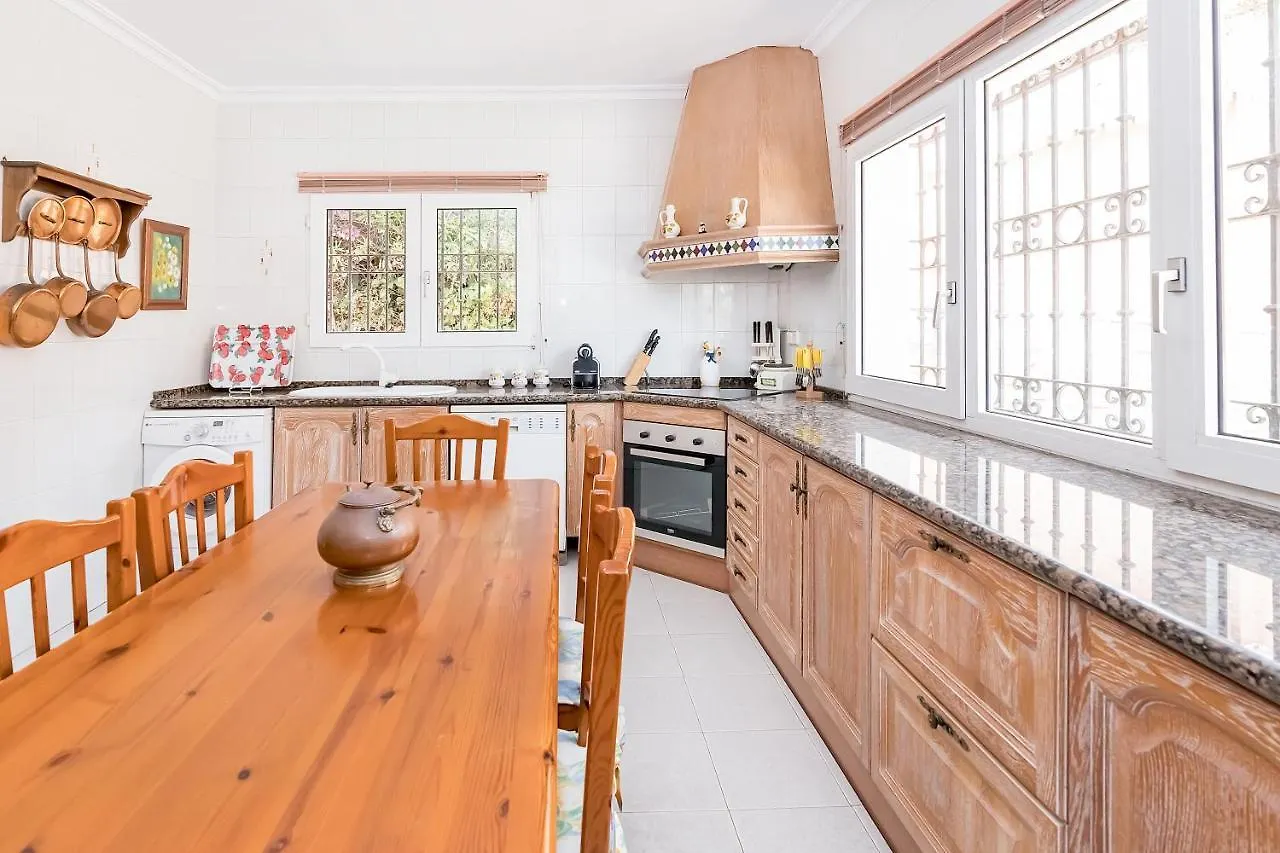 Bhost - Villa Sunrise Benalmadena