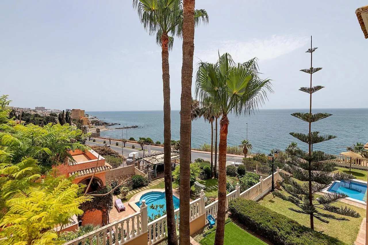 Bhost - Villa Sunrise Benalmadena 0*,